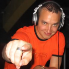 Krzysztof Chochlow feat. Balti - People Say