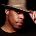 Sick Individuals vs. Dj Noiz feat. Ray Horton - Love Train Away (Dj Riss Mashup)