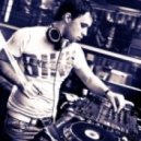 Sugababes, Eddie Mono vs. DJ Favorite - In The Middle (Grand Mashup)