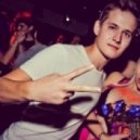 Deadmau5 - SOFI Needs A Ladder