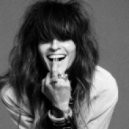 Ke$ha feat. Will.i.Am - Crazy Kids