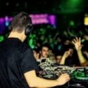 Serenade & Michael Delving - Small