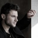 Ost Up - Про него