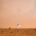 La bionda - Sandstorm