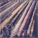 Helly Larson - Walk Along (Original Mix)