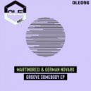 Moishe - Groove Someboby ()